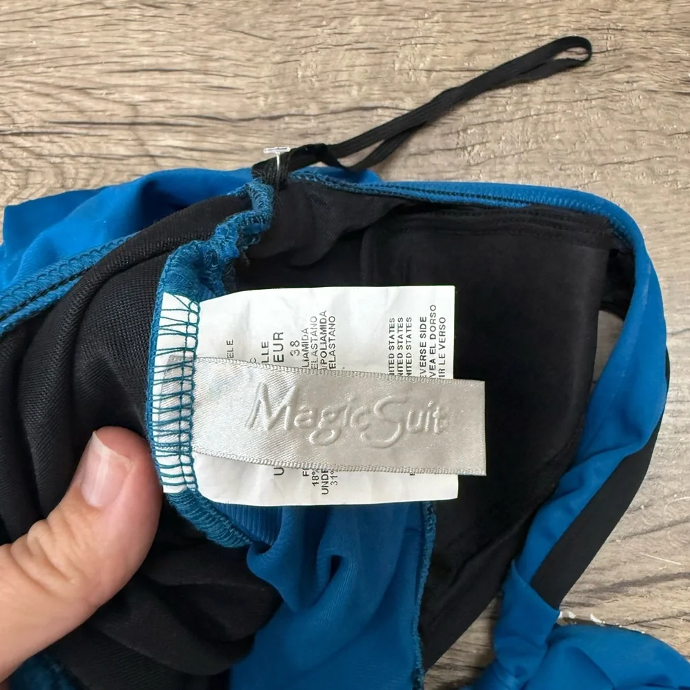 Magic suit blue‎ and black ruched one piece swimsuit size 8